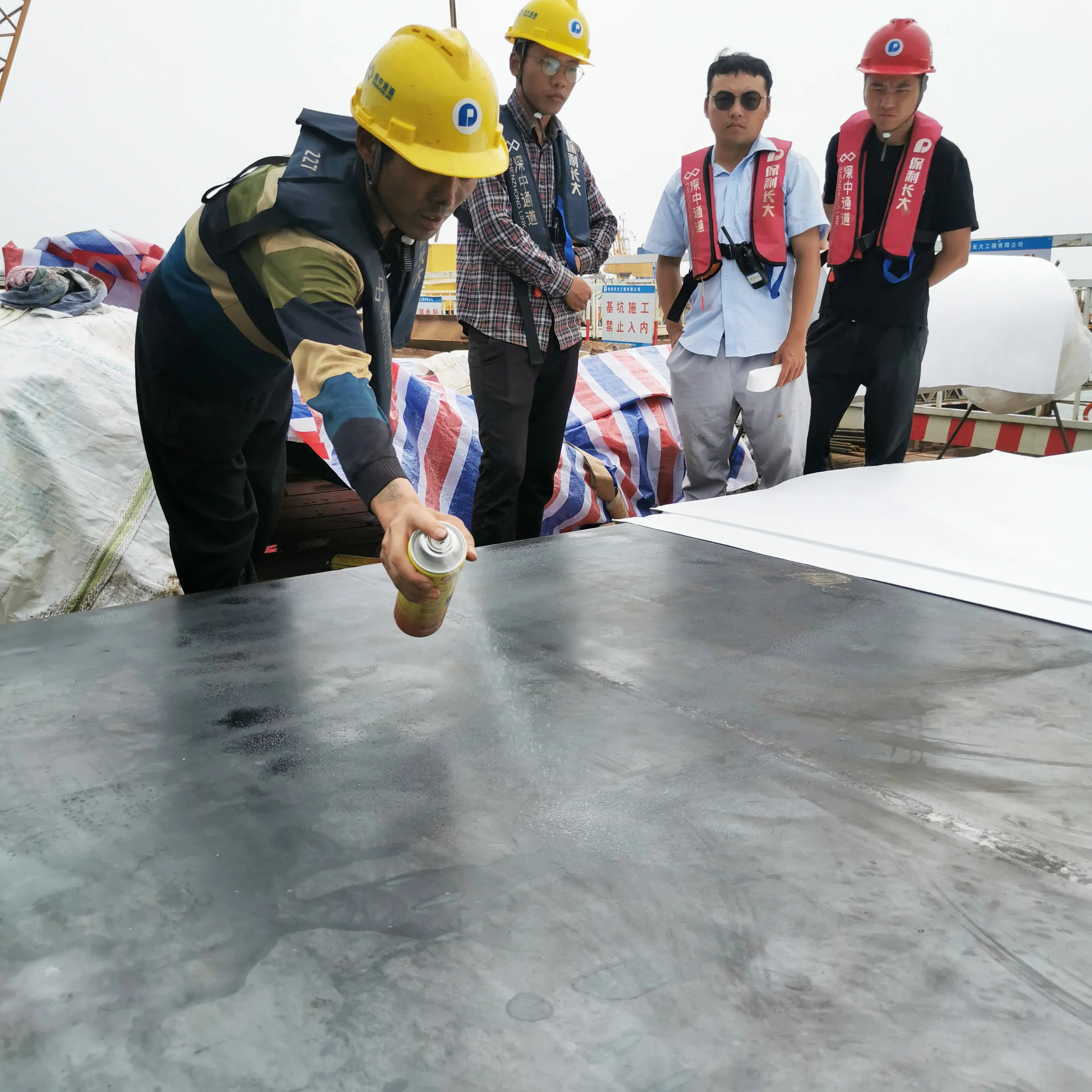 Cpfl स्प्रे चिपकने वाला अनुप्रयोग